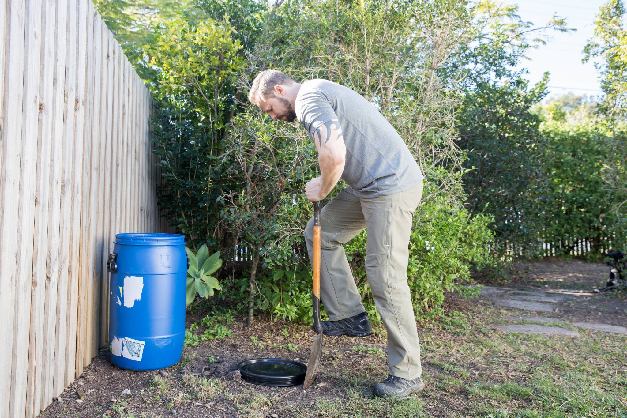 How To Make A Diy Dog Poo Compost The Green Hub