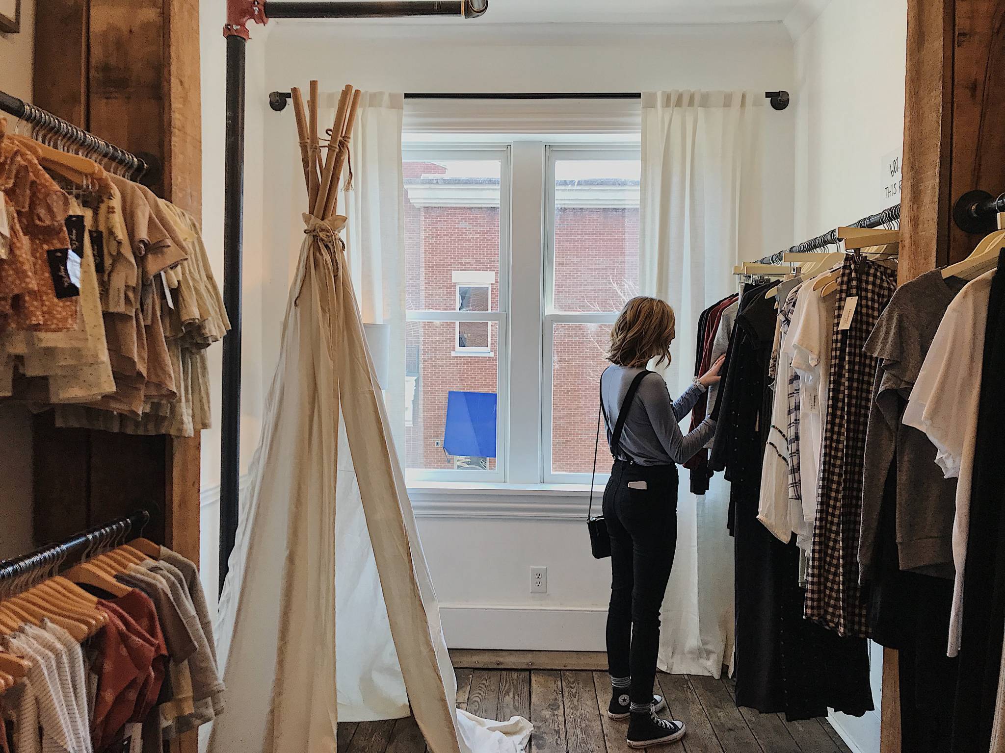 Sustainable Fashion 101 - How To Shop Mindfully & With Intention - The  Green Hub