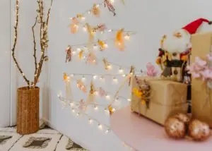 DIY Fairy light Christmas Tree