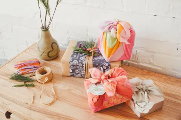 Eco-friendly and sustainable Christmas gift wrapping ideas